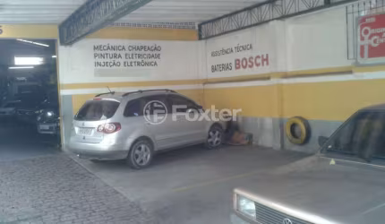 Barracão / Galpão / Depósito à venda na Rua Álvares de Azevedo, 84, Auxiliadora, Porto Alegre, 530 m2 por R$ 2.400.000