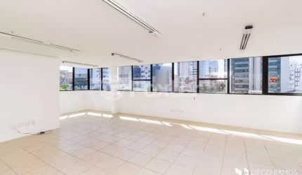 Sala comercial com 1 sala à venda na Avenida Princesa Isabel, 729, Santana, Porto Alegre, 48 m2 por R$ 258.000