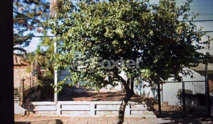 Terreno comercial à venda na Avenida Otto Niemeyer, 3605, Cavalhada, Porto Alegre, 334 m2 por R$ 399.000
