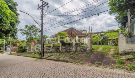 Terreno comercial à venda na Rua Hipólito da Costa, 314, Santa Tereza, Porto Alegre, 2224 m2 por R$ 2.200.000