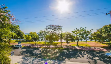Casa com 4 quartos à venda na Avenida Padre Cacique, 1774, Praia de Belas, Porto Alegre, 547 m2 por R$ 3.840.137