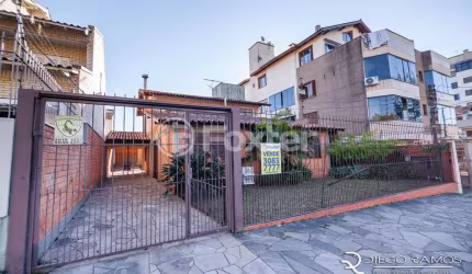 Casa comercial com 1 sala à venda na Rua Dona Adda Mascarenhas de Moraes, 877, Jardim Itu Sabará, Porto Alegre, 260 m2 por R$ 750.000