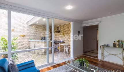 Casa em condomínio fechado com 3 quartos à venda na Rua Doutor Arnaldo da Silva Ferreira, 450, Jardim Isabel, Porto Alegre, 322 m2 por R$ 1.300.000