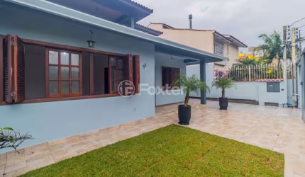 Casa com 4 quartos à venda na Rua Zeev Jabotinski, 58, Jardim Itu Sabará, Porto Alegre, 292 m2 por R$ 1.175.000