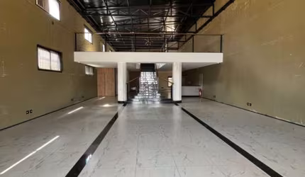 Barracão / Galpão / Depósito com 3 salas para alugar na Avenida Siqueira Campos, 437, Centro, Elias Fausto, 463 m2 por R$ 12.000