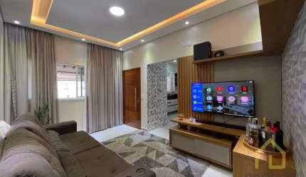 Casa com 3 quartos à venda na Rua Adelle Milani Puccinelli, 483, Jardim Residencial Nova Veneza, Indaiatuba, 137 m2 por R$ 725.000