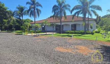 Ponto comercial com 2 salas para alugar na Rua São Carlos, Vila Todos os Santos, Indaiatuba por R$ 25.000