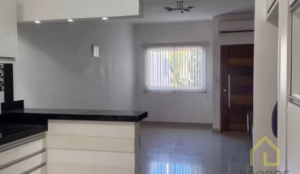 Casa em condomínio fechado com 3 quartos à venda na Loteamento Villaggio Di Itaici, 10, Villaggio Di Itaici, Indaiatuba por R$ 790.000