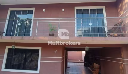 Casa com 3 quartos à venda na Rua Júlio David Jansen, 21, Umbará, Curitiba por R$ 670.000