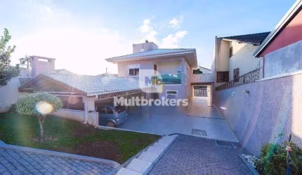 Casa com 5 quartos à venda na Rua Francisco Klemtz, 567, Portão, Curitiba por R$ 1.850.000