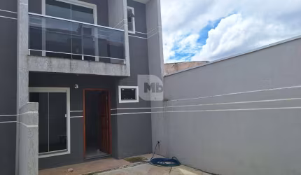 Casa com 2 quartos à venda na Rua Agenor Antônio Rodrigues, 573, Sítio Cercado, Curitiba por R$ 365.000