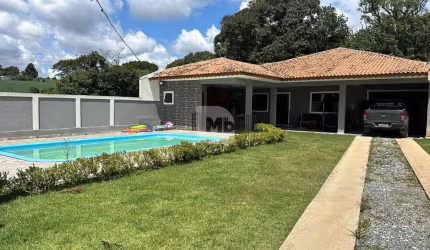 Chácara / sítio com 3 quartos à venda na Rua Clementina Knysak, 1290, Palmital, Araucária por R$ 1.150.000