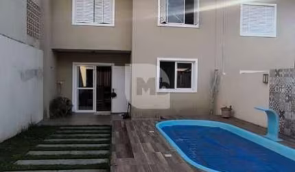 Casa com 3 quartos à venda na Avenida Brasil, 1681, Iguaçu, Araucária por R$ 1.100.000