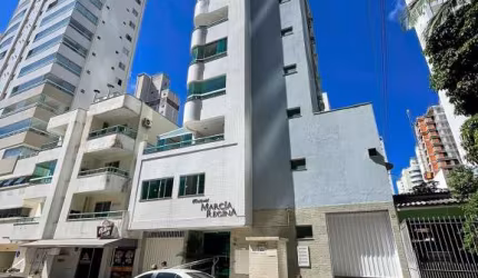 Apartamento com 3 dormitórios, sendo 1 suíte c/ sacada e churrasqueira a carvão no Bairro Pioneiros