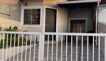 Aluga-se casa geminada a  de 02 Dormitórios com mobíla planejada no Bairro Bela Vista -Palhoça-SC
