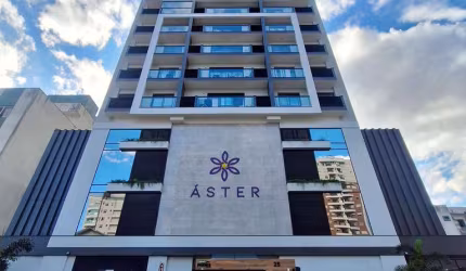 Apartamento de alto padrão com 2 quartos sendo 1 suíte e varanda no Kobrasol - São José - SC
