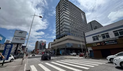 Sala comercial muito bem localizada em Campinas - São José - SC