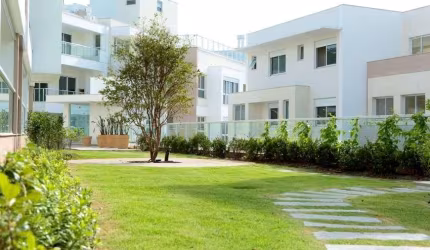 Apartamento semi-mobiliado para locação com vista mar localizado em João Paulo - Florianópolis - SC