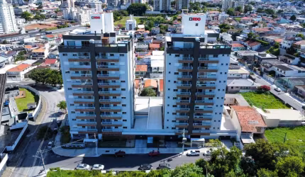 Apartamento com terraço semi-mobiliado de 2 quartos sendo 1 suíte Estreito - Florianópolis - SC