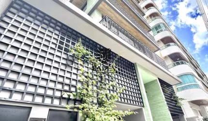 Apartamento 3 Dormitórios / Edifício Boutique 28Setenta / Balneário Camboriú