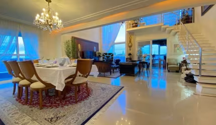Apartamento 3 Suítes / Centro / Balneário Camboriú