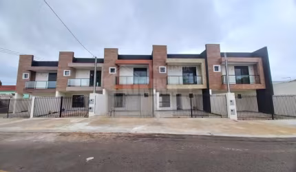 Sobrado com 3 quartos  à venda, 104.00 m2 por R$450000.00  - Jardim Carvalho - Ponta Grossa/PR