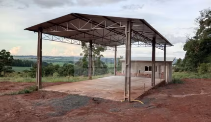 Barracão/Galpão com 1 quarto  para alugar, 3000.00 m2 por R$1900.00  - Boa Vista - Ponta Grossa/PR