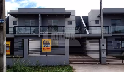 Sobrado com 3 quartos  à venda, 123.00 m2 por R$399000.00  - Jardim Carvalho - Ponta Grossa/PR
