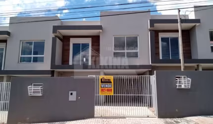 Sobrado com 3 quartos  à venda, 111.00 m2 por R$520000.00  - Orfas - Ponta Grossa/PR