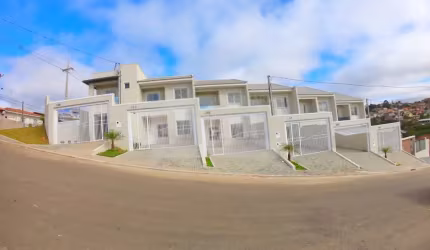 Sobrado com 3 quartos  à venda, 114.00 m2 por R$540000.00  - Oficinas - Ponta Grossa/PR