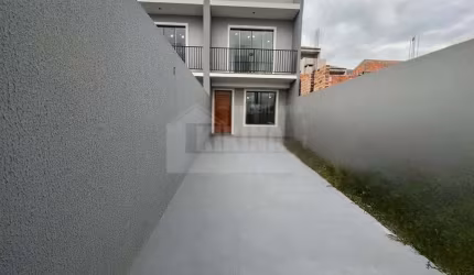 Sobrado com 2 quartos  à venda, 65.00 m2 por R$250000.00  - Cara Cara - Ponta Grossa/PR