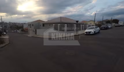 Casa Residencial com 4 quartos  à venda, 218.00 m2 por R$950000.00  - Nova Russia - Ponta Grossa/PR
