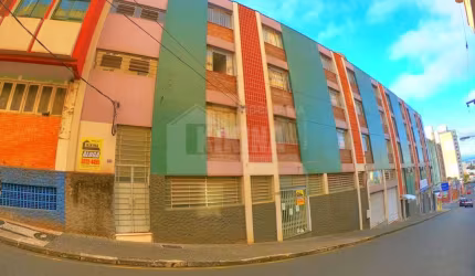 Kitinet. com 1 quarto  para alugar, 20.00 m2 por R$500.00  - Centro - Ponta Grossa/PR
