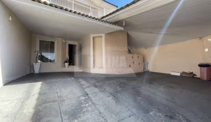 Casa Residencial com 3 quartos  à venda, 145.00 m2 por R$675000.00  - Orfas - Ponta Grossa/PR
