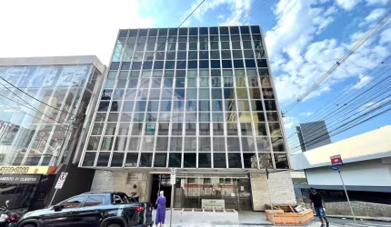 Sala Comercial à venda, 35.00 m2 por R$240000.00  - Centro - Ponta Grossa/PR