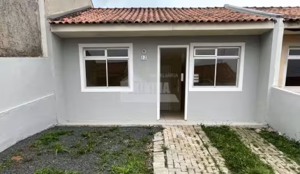 Casa Residencial com 2 quartos  à venda, 40.00 m2 por R$179000.00  - Chapada - Ponta Grossa/PR