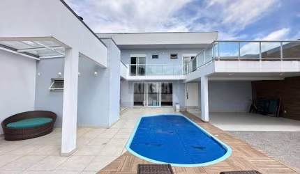 Casa Residencial com 4 quartos  à venda, 289.25 m2 por R$1400000.00  - Jardim Carvalho - Ponta Grossa/PR