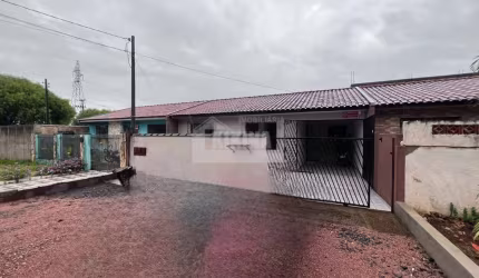 Casa Residencial com 3 quartos  à venda, 190.00 m2 por R$280000.00  - Uvaranas - Ponta Grossa/PR