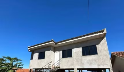 Sobrado com 3 quartos  para alugar, 110.00 m2 por R$1650.00  - Contorno - Ponta Grossa/PR