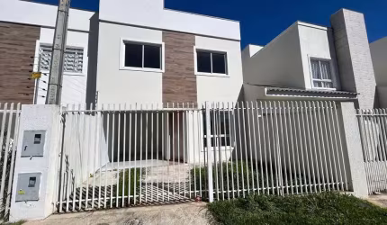 Sobrado com 3 quartos  à venda, 100.55 m2 por R$430000.00  - Uvaranas - Ponta Grossa/PR