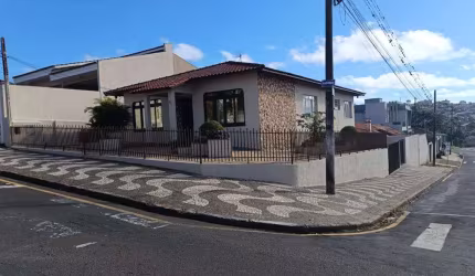 Casa Residencial com 3 quartos  à venda, 308.00 m2 por R$850000.00  - Olarias - Ponta Grossa/PR