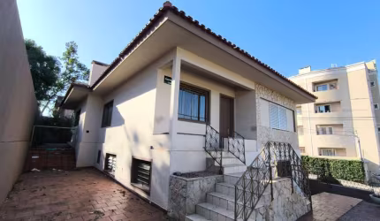 Casa Residencial à venda, 273.00 m2 por R$750000.00  - Ronda - Ponta Grossa/PR
