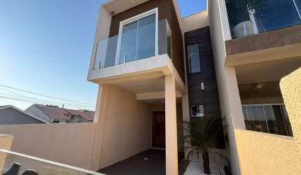 Sobrado com 2 quartos  à venda, 75.00 m2 por R$258000.00  - Uvaranas - Ponta Grossa/PR