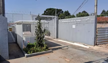 Casa Residencial com 2 quartos  à venda, 61.53 m2 por R$200000.00  - Uvaranas - Ponta Grossa/PR