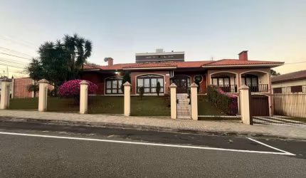 Casa Residencial com 4 quartos  à venda, 550.00 m2 por R$2200000.00  - Jardim Carvalho - Ponta Grossa/PR