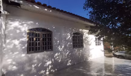 Casa Comercial com 3 quartos  à venda, 100.00 m2 por R$296800.00  - Contorno - Ponta Grossa/PR