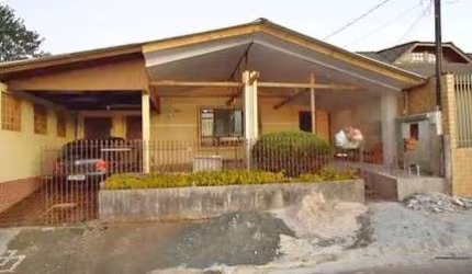Casa Residencial com 3 quartos  à venda, 170.00 m2 por R$220000.00  - Neves - Ponta Grossa/PR
