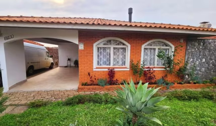 Casa Residencial com 2 quartos  à venda, 128.00 m2 por R$700000.00  - Uvaranas - Ponta Grossa/PR