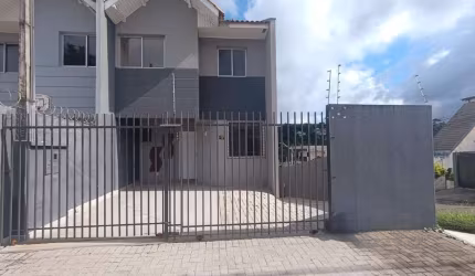 Sobrado com 3 quartos  para alugar, 70.00 m2 por R$2300.00  - Estrela - Ponta Grossa/PR