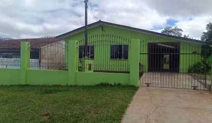 Casa Residencial com 3 quartos  à venda, 160.00 m2 por R$300000.00  - Uvaranas - Ponta Grossa/PR